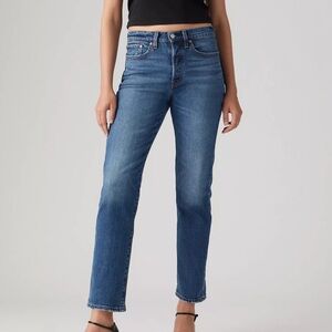 Levis Women's Wedgie Straight Ankle Jeans Size 28